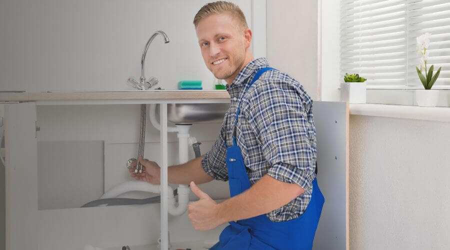 Professional same day plumber in Buckner, IL